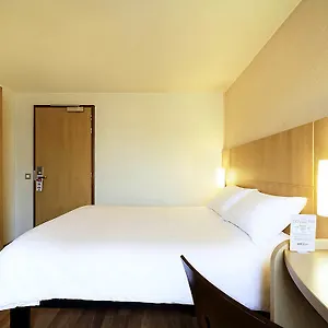 Ibis Tour Eiffel Cambronne 15eme Paříž