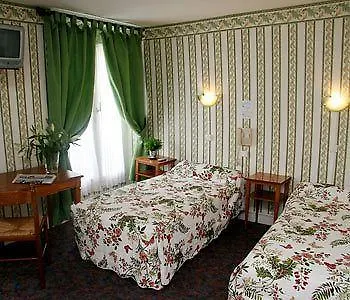 Grand Hotel De Paris 2*,